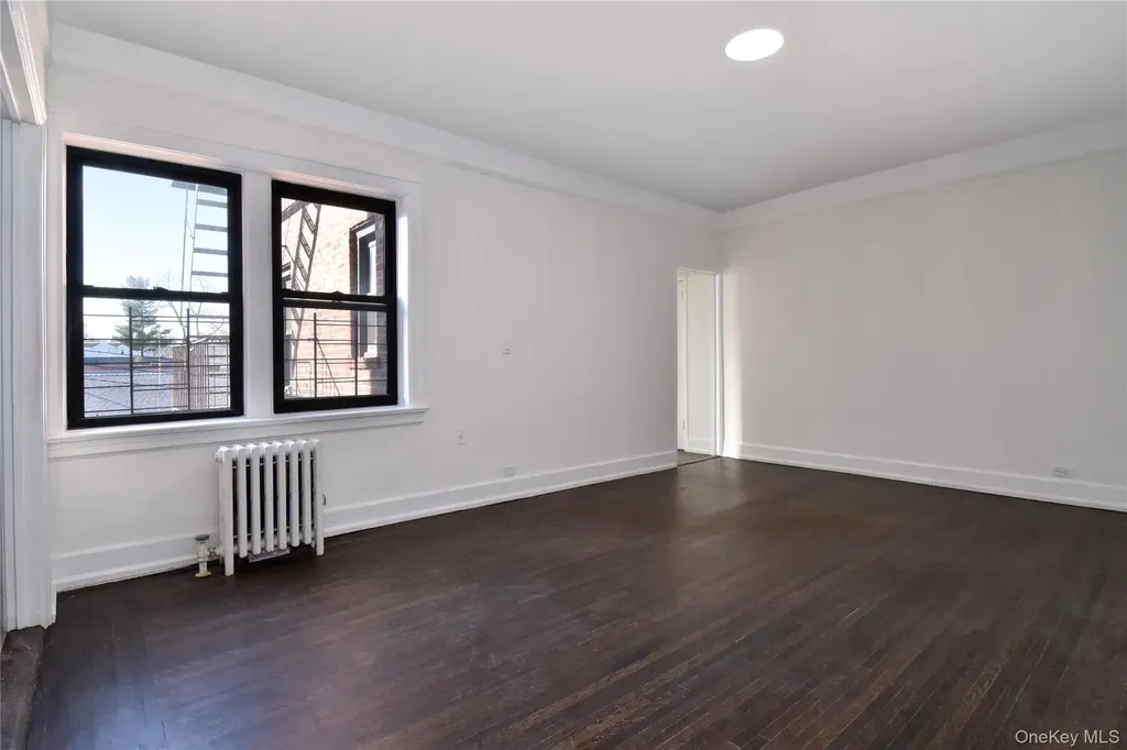 590 E 3rd Street Mount Vernon NY 10553