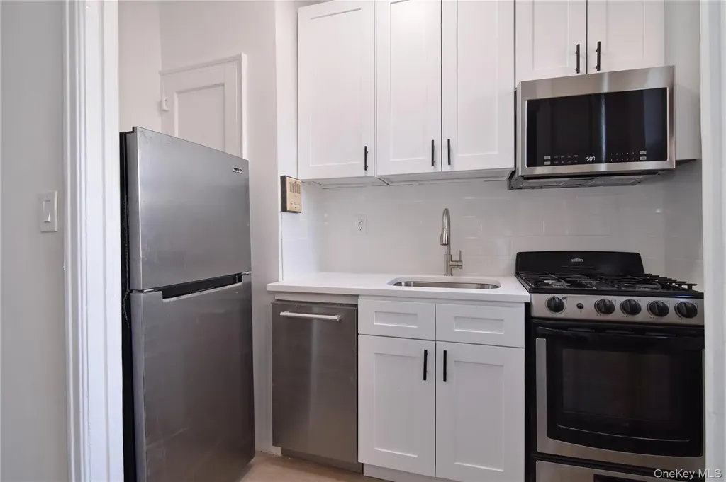590 E 3rd Street Mount Vernon NY 10553