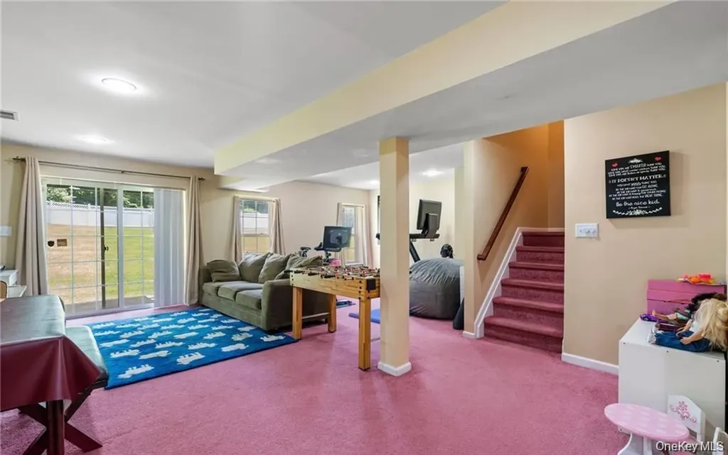 5 Case Court Monroe NY 10950