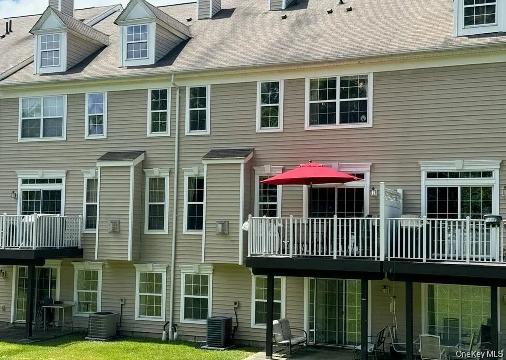 5 Case Court Monroe NY 10950