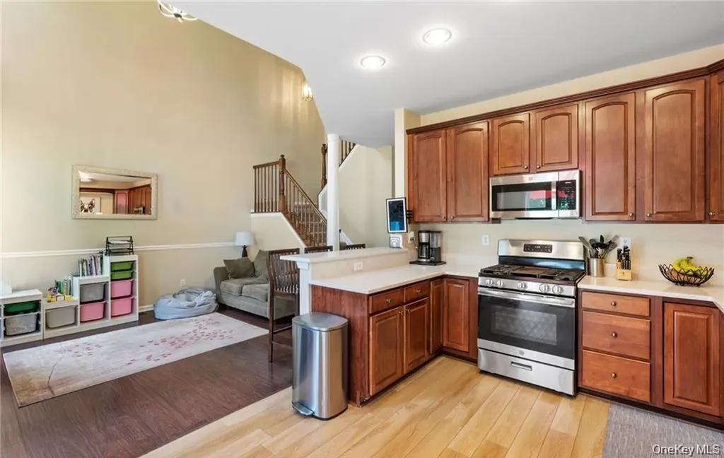 5 Case Court Monroe NY 10950