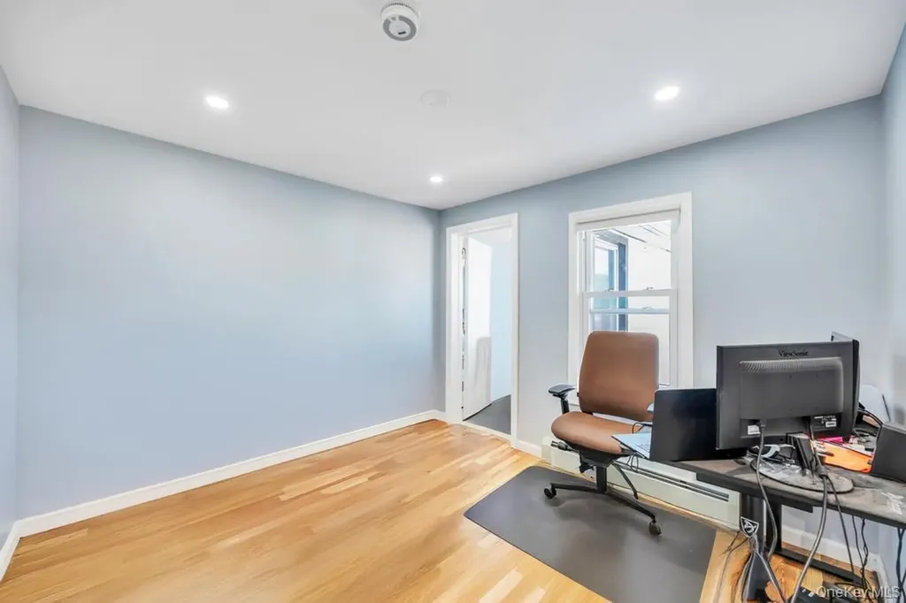 10 Harrison Hicksville NY 11801