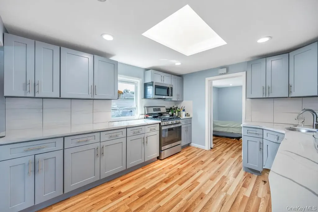 10 Harrison Hicksville NY 11801