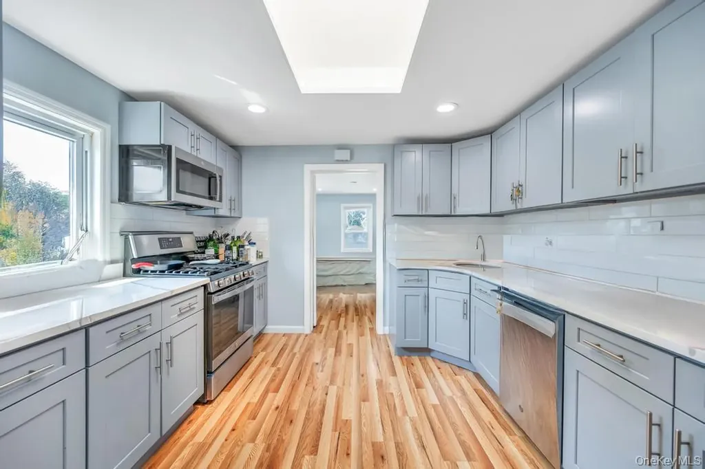 10 Harrison Hicksville NY 11801