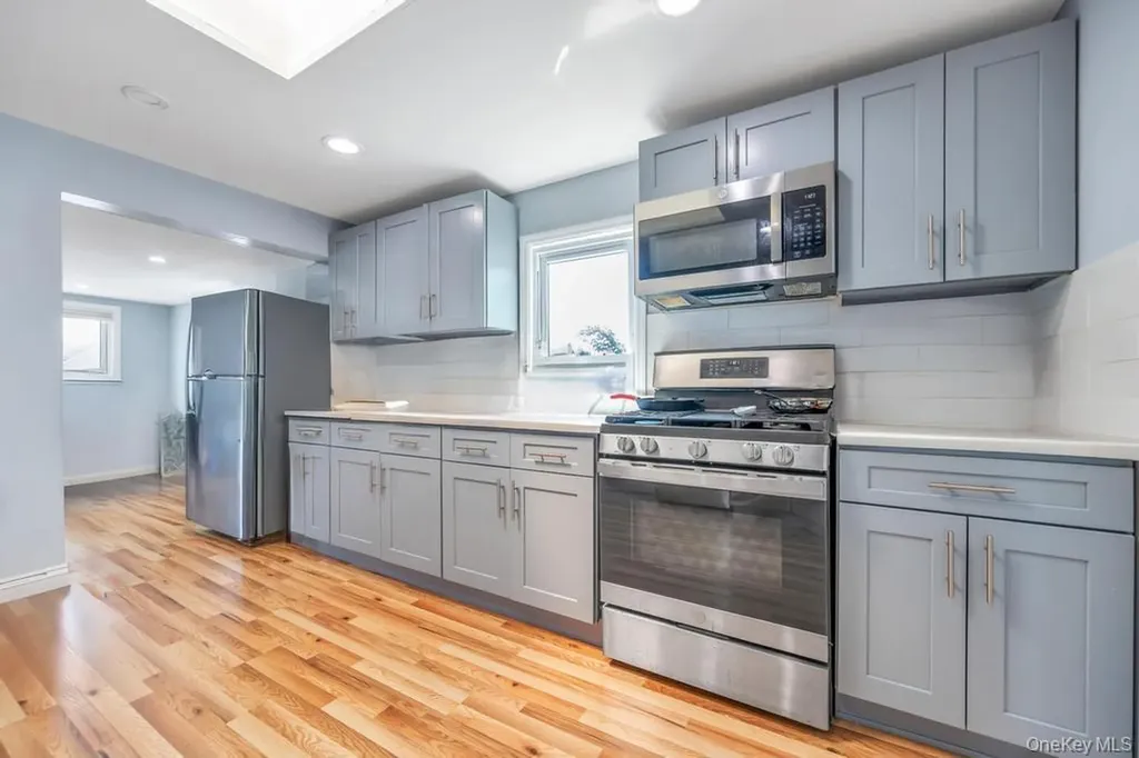 10 Harrison Hicksville NY 11801