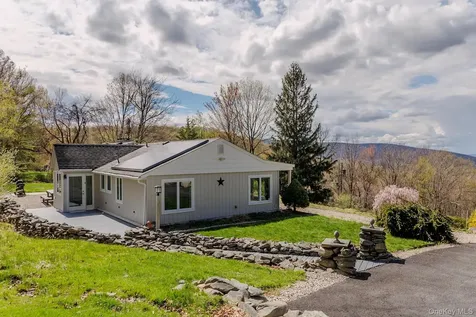 8 Horizon Road Cornwall NY 12518