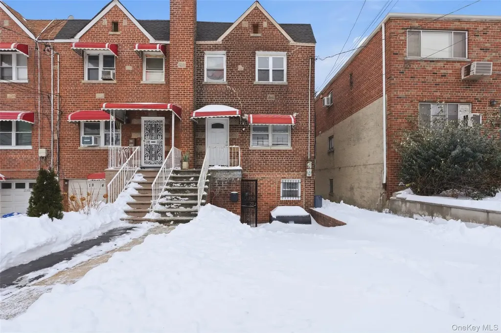 1042 E 233rd Street Bronx NY 10466