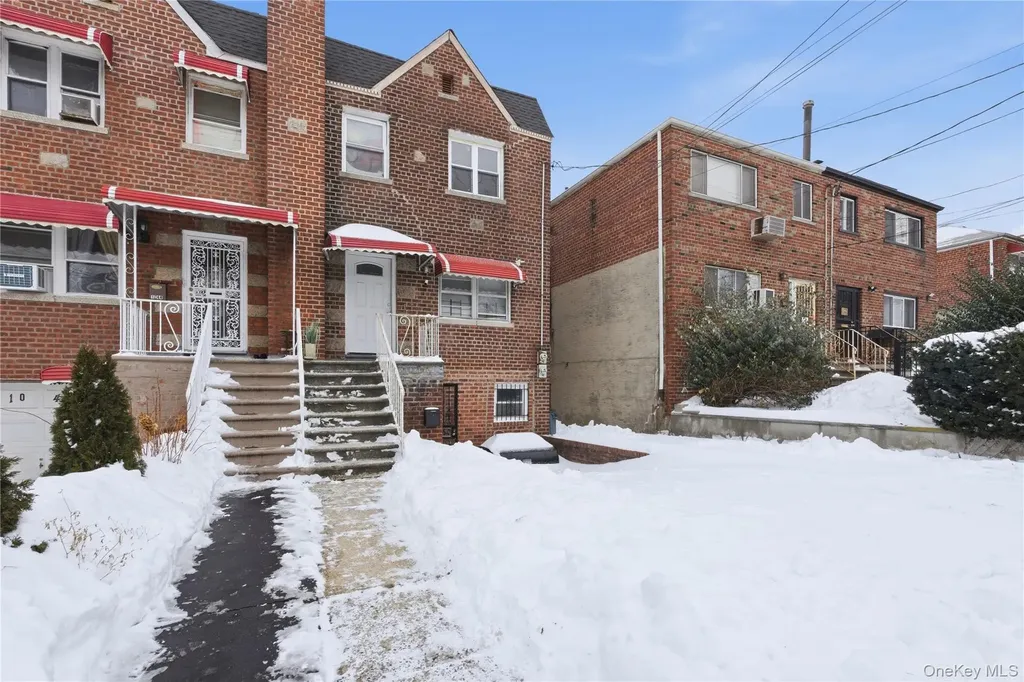 1042 E 233rd Street Bronx NY 10466