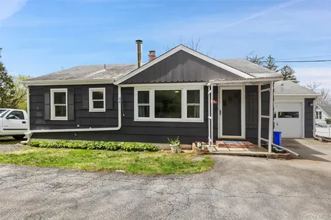 198A Locust Avenue Cortlandt Manor NY 10567