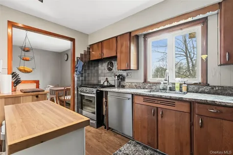 198A Locust Avenue Cortlandt Manor NY 10567