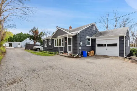 198A Locust Avenue Cortlandt Manor NY 10567