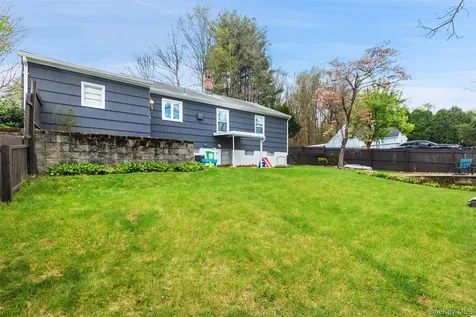 198A Locust Avenue Cortlandt Manor NY 10567