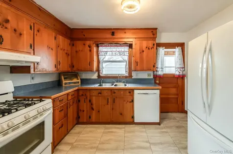 6 Adams Street Wappingers Falls NY 12590