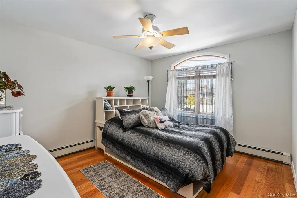 141-60 11th Avenue Malba NY 11357