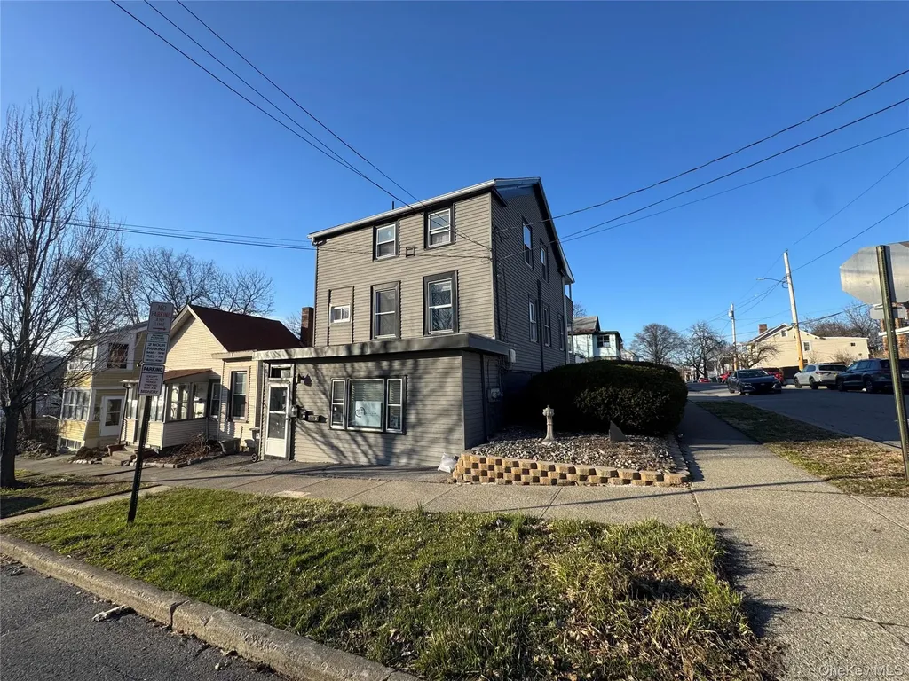 34 Hoffman Street Poughkeepsie NY 12601