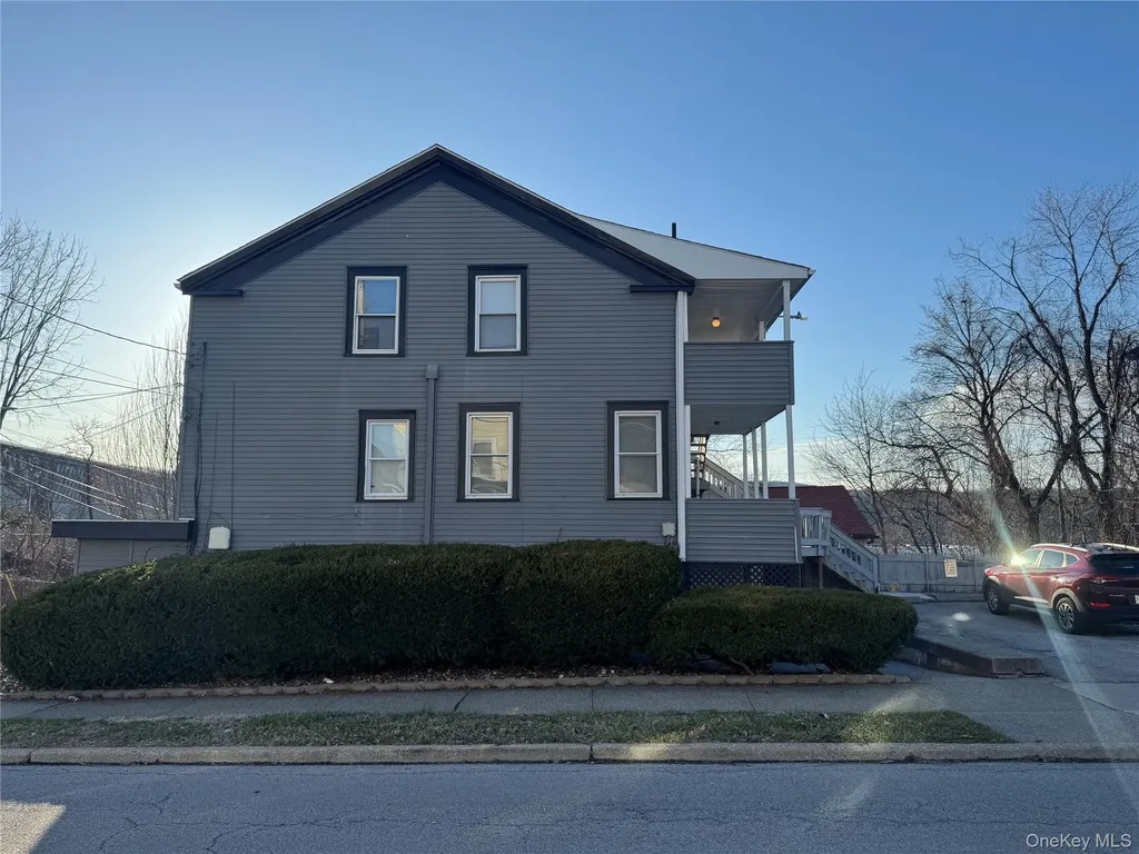 34 Hoffman Street Poughkeepsie NY 12601