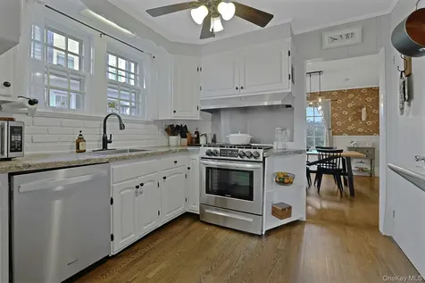 18 Austin Place Port Chester NY 10573