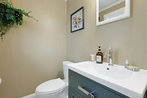 18 Austin Place Port Chester NY 10573