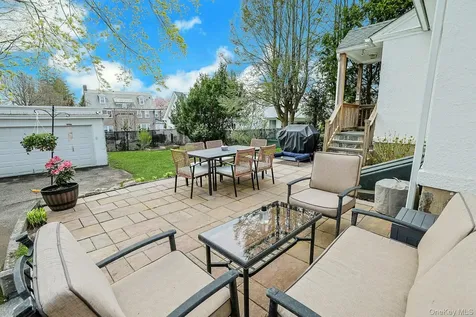 18 Austin Place Port Chester NY 10573