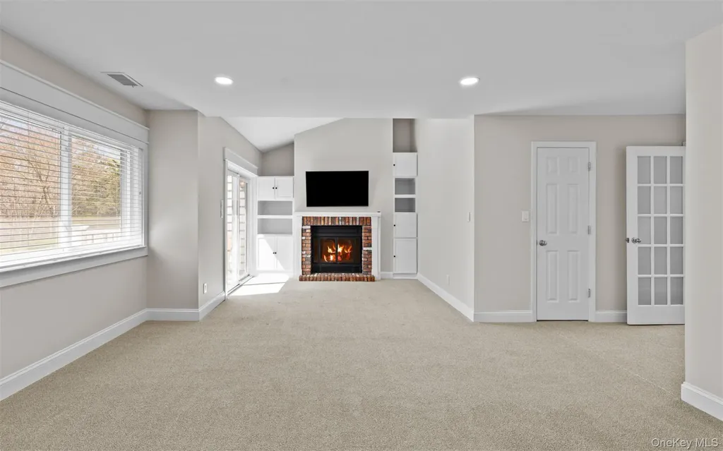 163 Boathouse Lane Bay Shore NY 11706