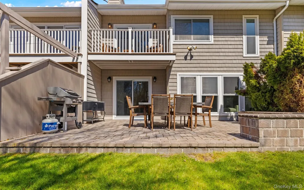 163 Boathouse Lane Bay Shore NY 11706