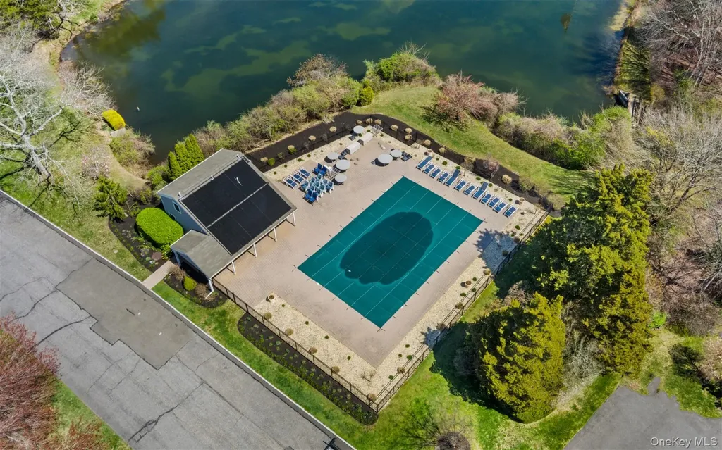 163 Boathouse Lane Bay Shore NY 11706