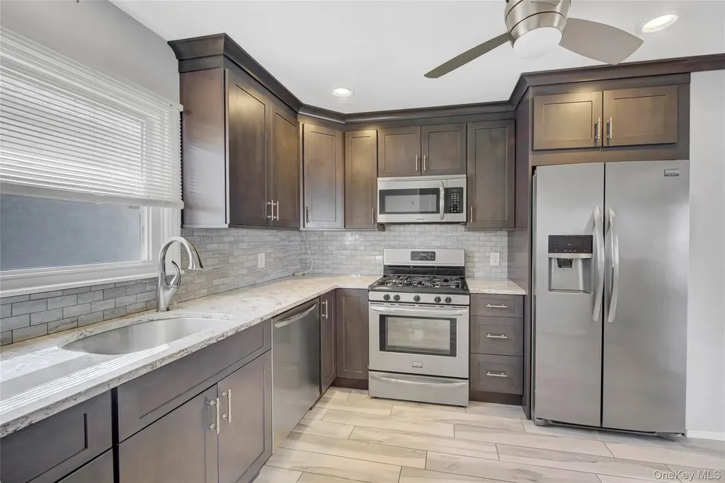 458 E Fulton Long Beach NY 11561