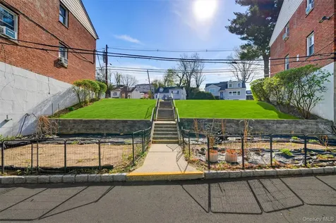121 Columbus Avenue West Harrison NY 10604