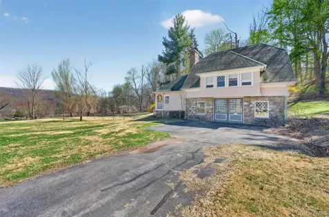 415 State Route 32 Highland Mills NY 10930