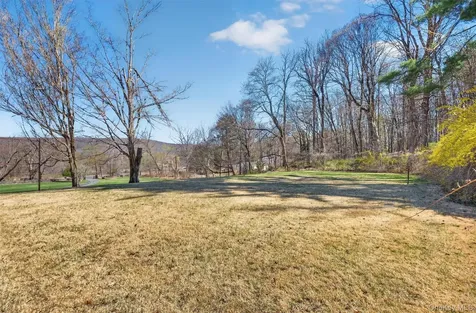415 State Route 32 Highland Mills NY 10930