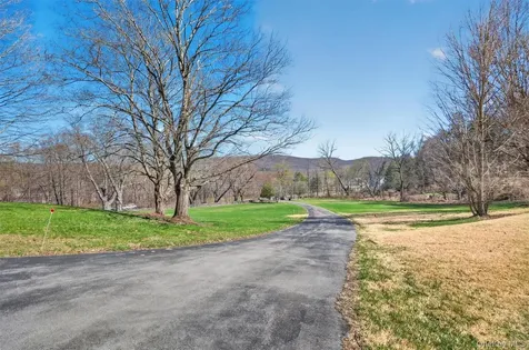 415 State Route 32 Highland Mills NY 10930