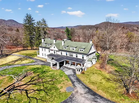 415 State Route 32 Highland Mills NY 10930