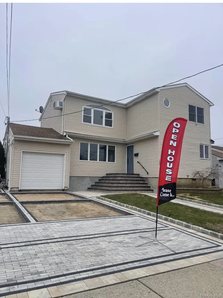 160 Saint Marks Avenue Freeport NY 11520