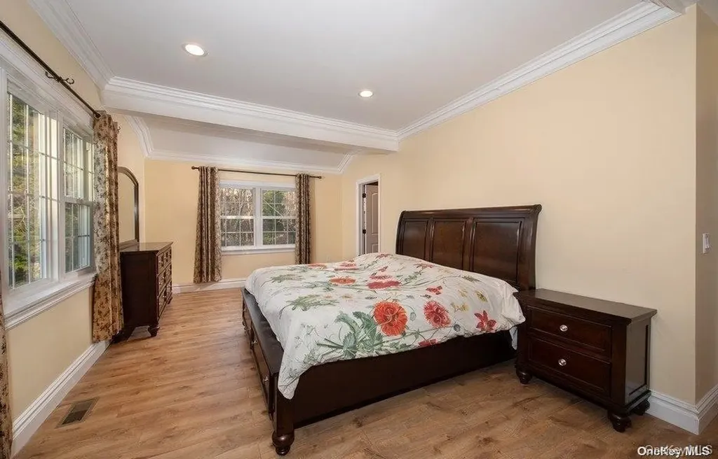 9 Tower Hill Road Shoreham NY 11786