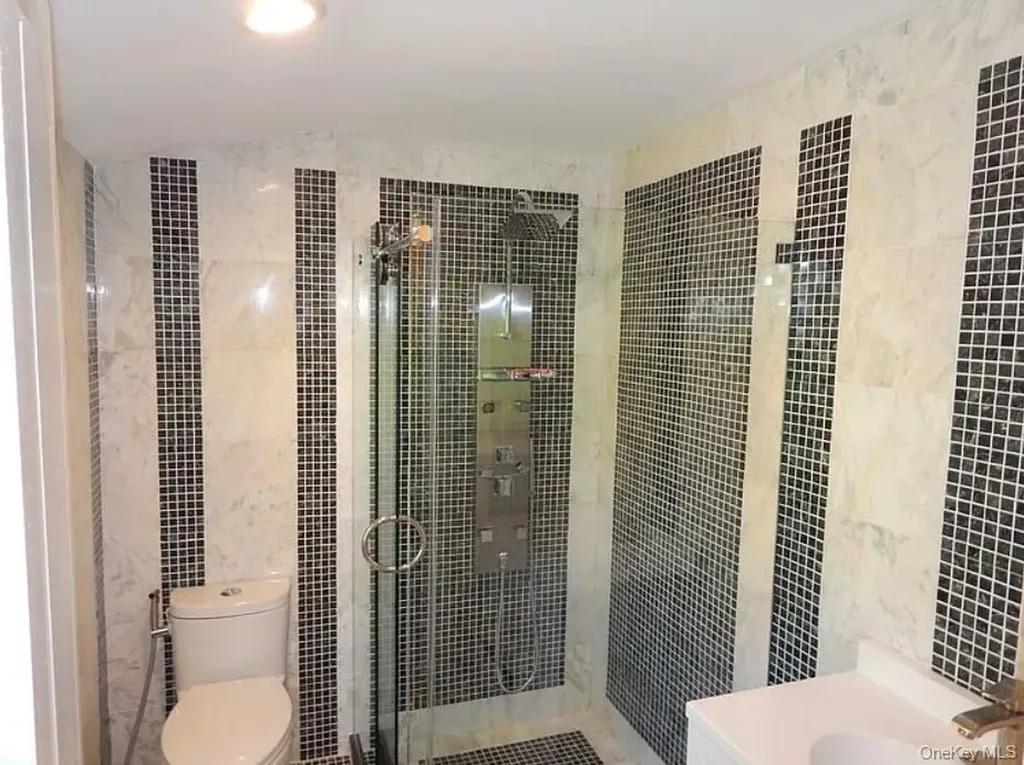 9 Tower Hill Road Shoreham NY 11786