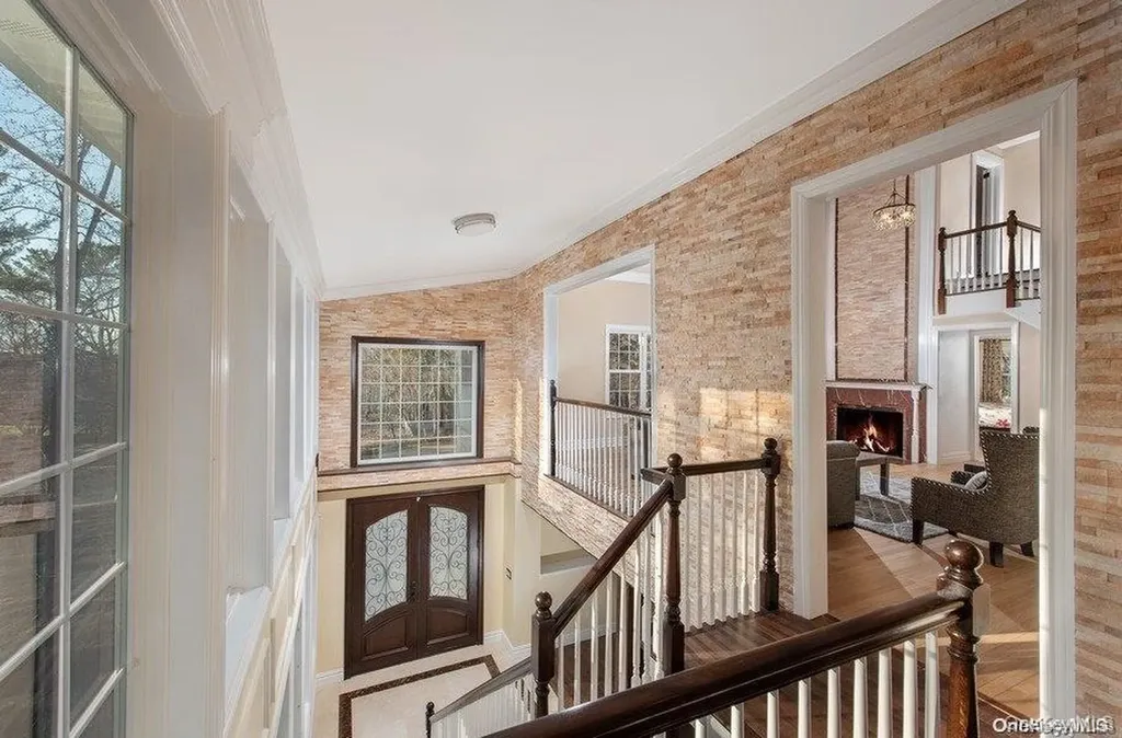 9 Tower Hill Road Shoreham NY 11786