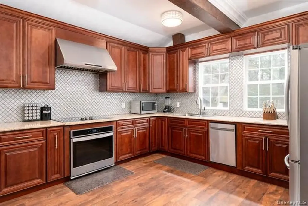 9 Tower Hill Road Shoreham NY 11786