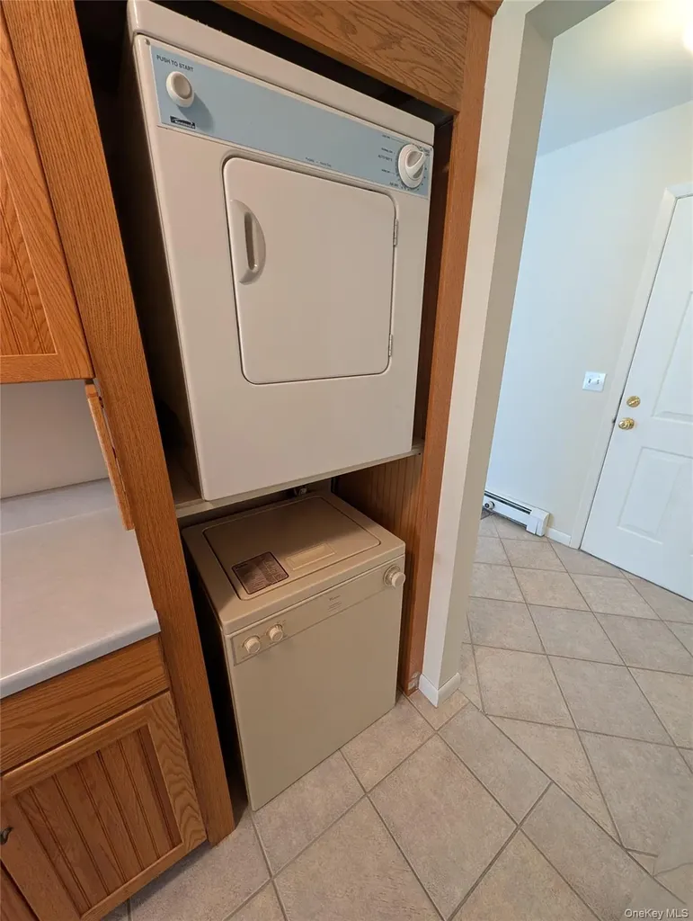 9 Loudon Drive Fishkill NY 12524