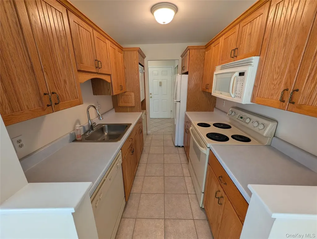 9 Loudon Drive Fishkill NY 12524
