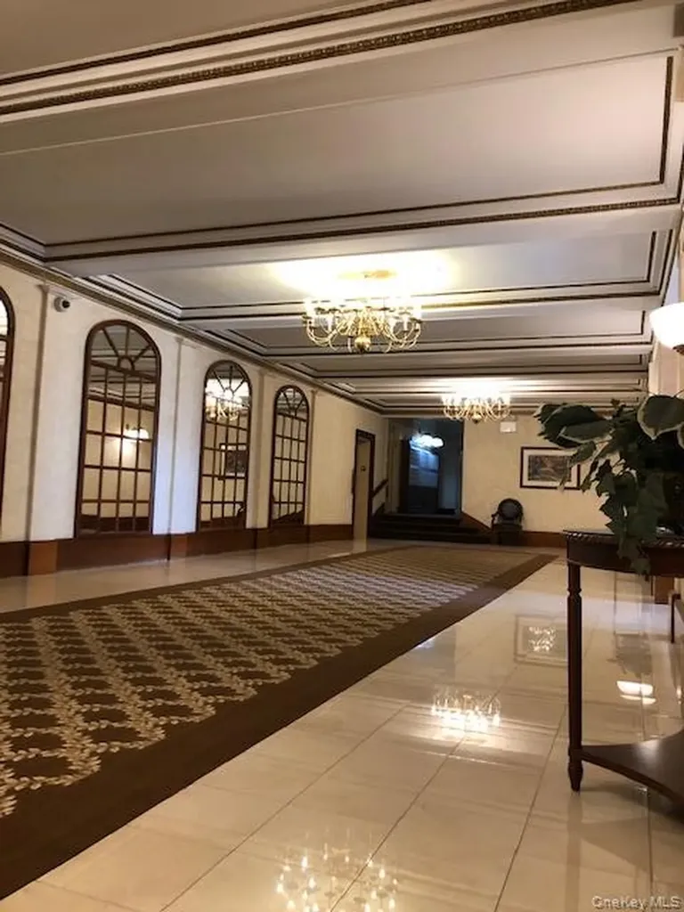 623 Central Avenue Cedarhurst NY 11516