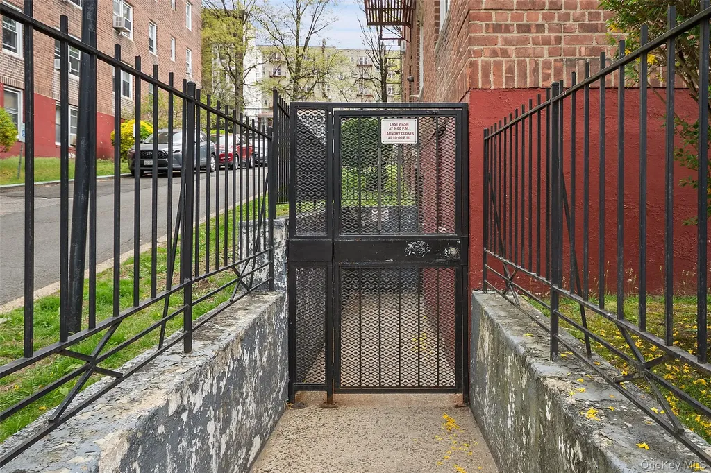 134 Ravine Avenue Yonkers NY 10701