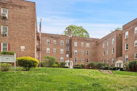 134 Ravine Avenue Yonkers NY 10701