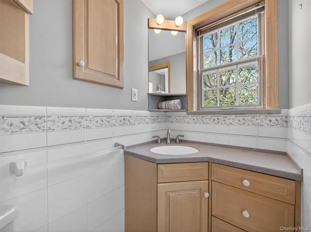 132 Waters Edge Congers NY 10920
