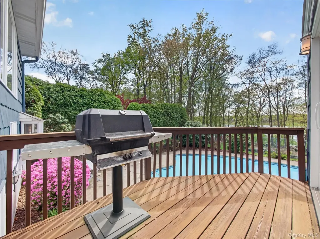 132 Waters Edge Congers NY 10920