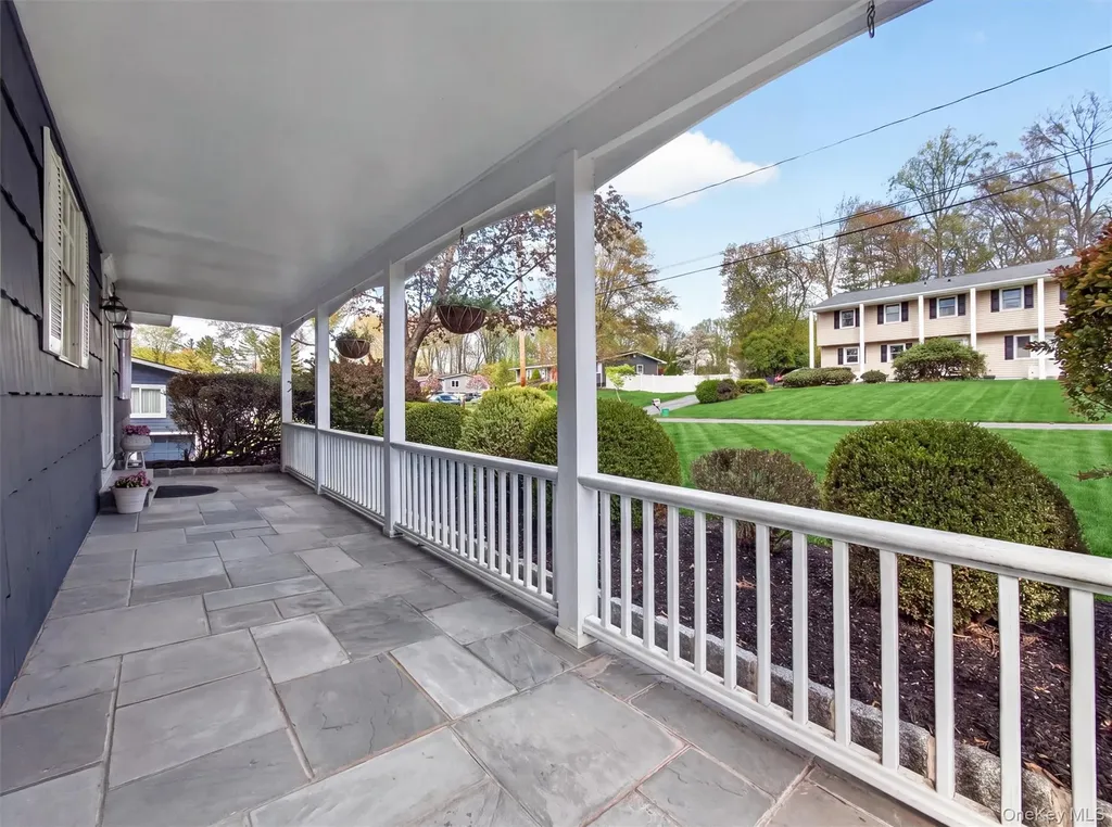 132 Waters Edge Congers NY 10920