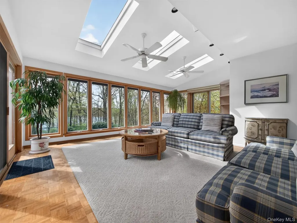 132 Waters Edge Congers NY 10920