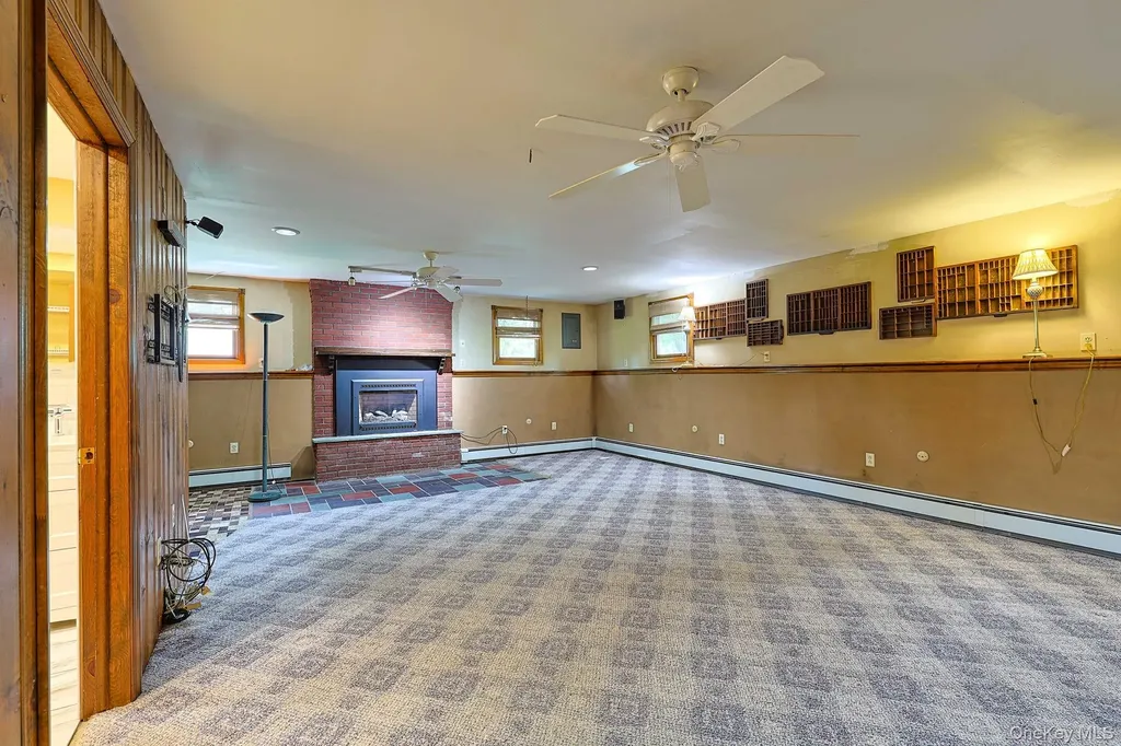 3 Regimental Place New Windsor NY 12553
