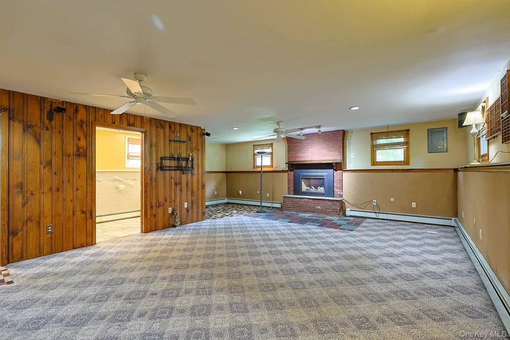 3 Regimental Place New Windsor NY 12553