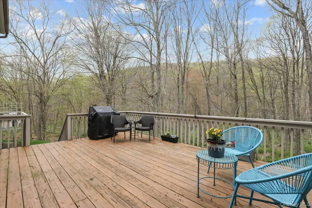 47 Driftwood Somers NY 10589