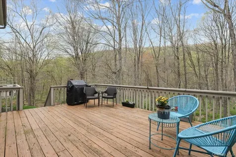 47 Driftwood Somers NY 10589